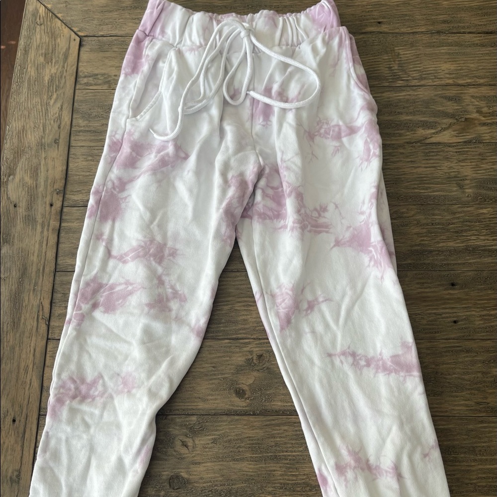 Forever 21 Pink tie dye sweatpants, Size Small